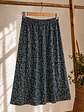 Falda Midi Mujer Negra con Estampado Floral y Abertura - Miniatura 10