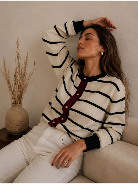 Chaleco Rayas Negro con Burdeo Mujer  2