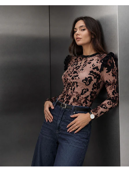 Polera Animal Print Café Mujer Manga Larga Invierno 2026 1