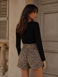 Short Animal Print Beige Mujer Tiro Alto con Cinturón - Miniatura 2
