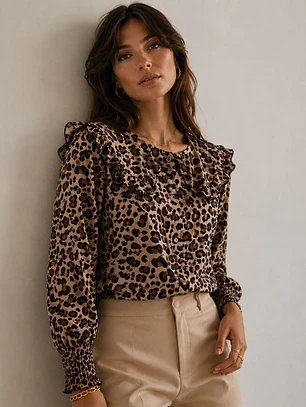 Blusa Animal Print Café Mujer Manga Larga Cuello Volantes