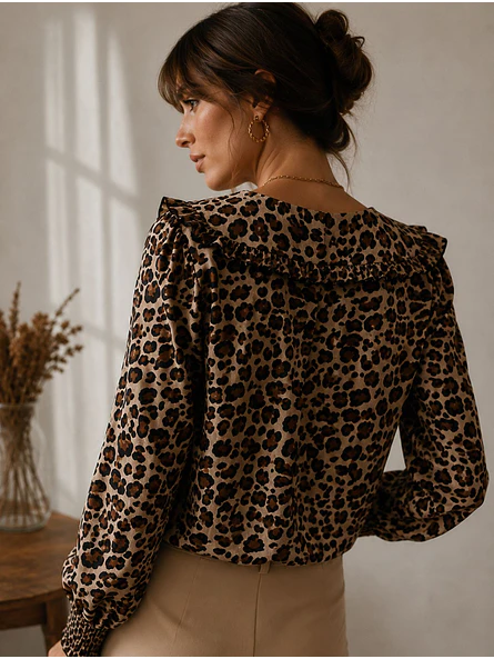 Blusa Animal Print Café Mujer Manga Larga Cuello Volantes 4