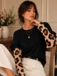 Polera Negra Mujer con Mangas Animal Print Vuelos - Miniatura 4