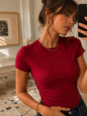 Polera Básica Roja Mujer Manga Corta