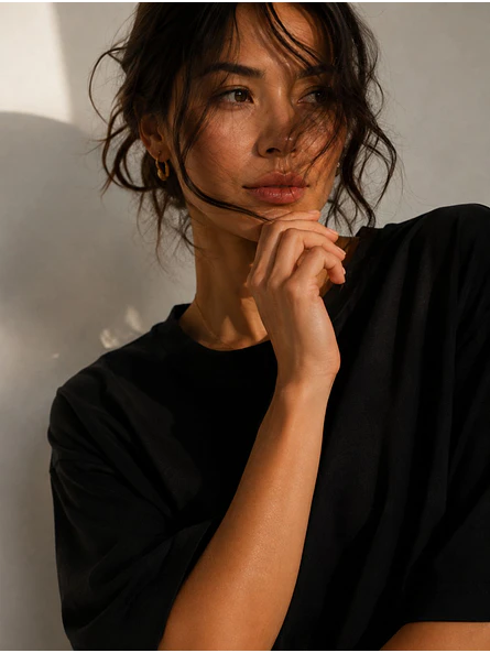 Polera Oversize Negra Asimétrica Con Encaje Manga Corta Mujer 9