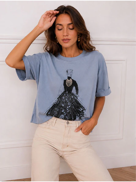 Polera Oversize Estampado Silueta con Perlas Mujer 2