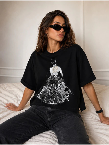 Polera Oversize Estampado Silueta con Perlas Mujer 5