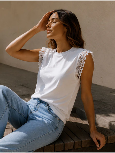 Polera Básica Algodón Manga Encaje Cuello Redondo Mujer 1