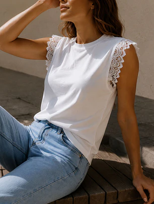 Polera Básica Algodón Manga Encaje Cuello Redondo Mujer