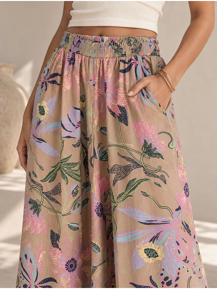 Pantalón Palazzo Mujer Beige con Flores Pastel Tiro Alto 1