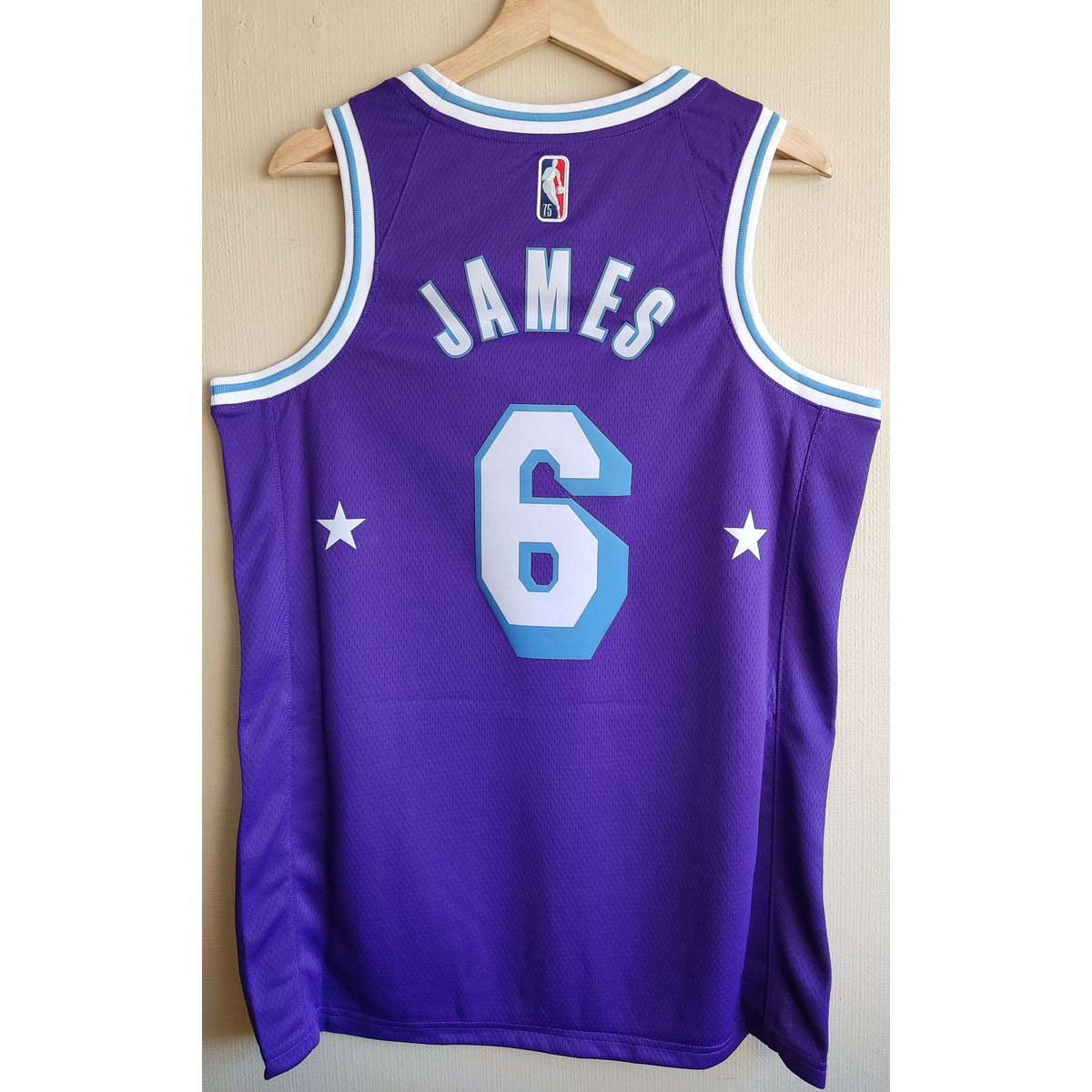 Camiseta de los discount lakers lebron james