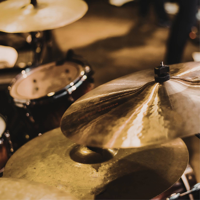 Batería y Percusión