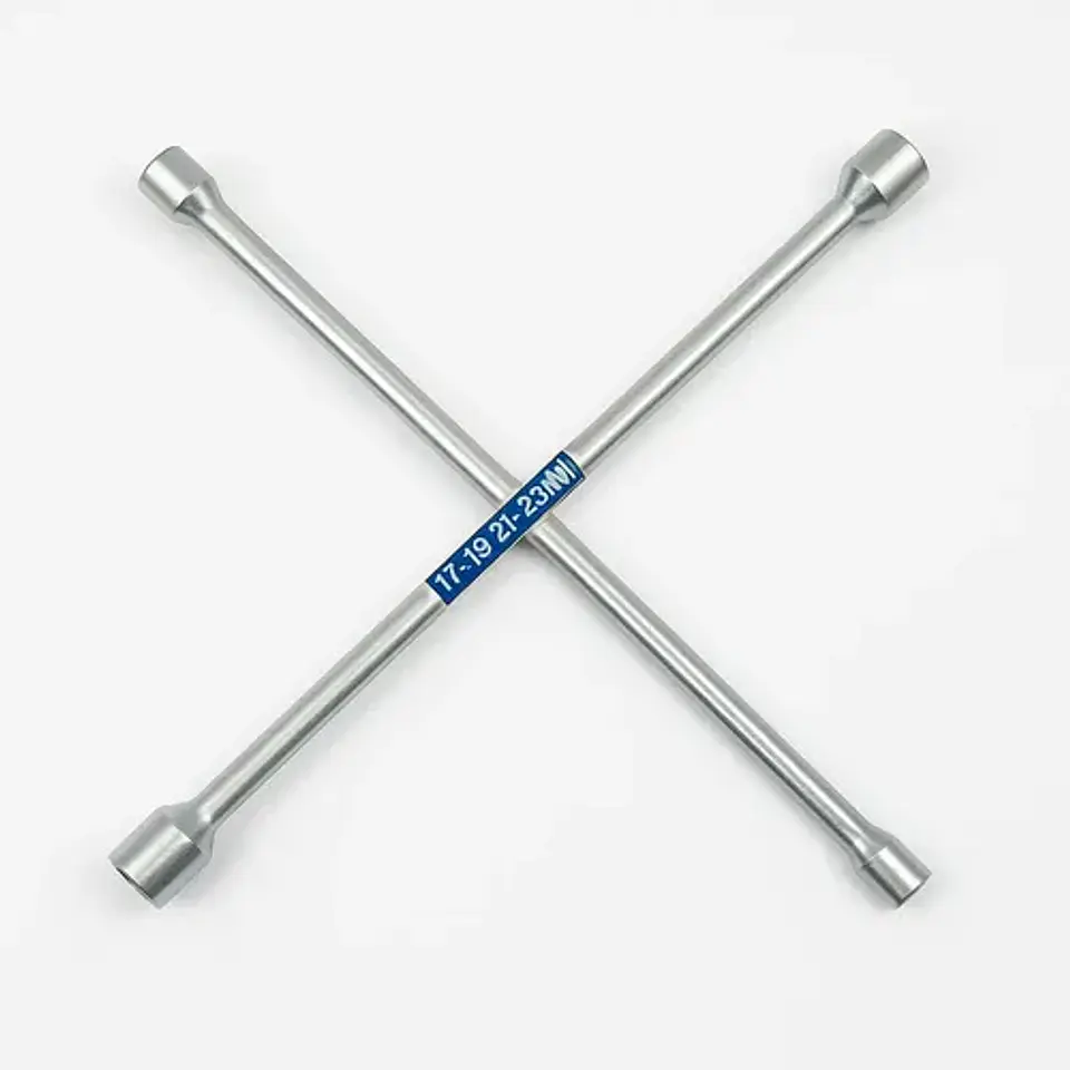Llave De Cruz Para Auto Zincada 2