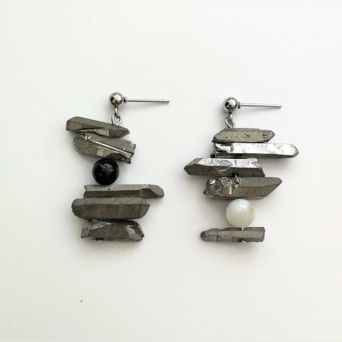 Fragmentos branco e preto