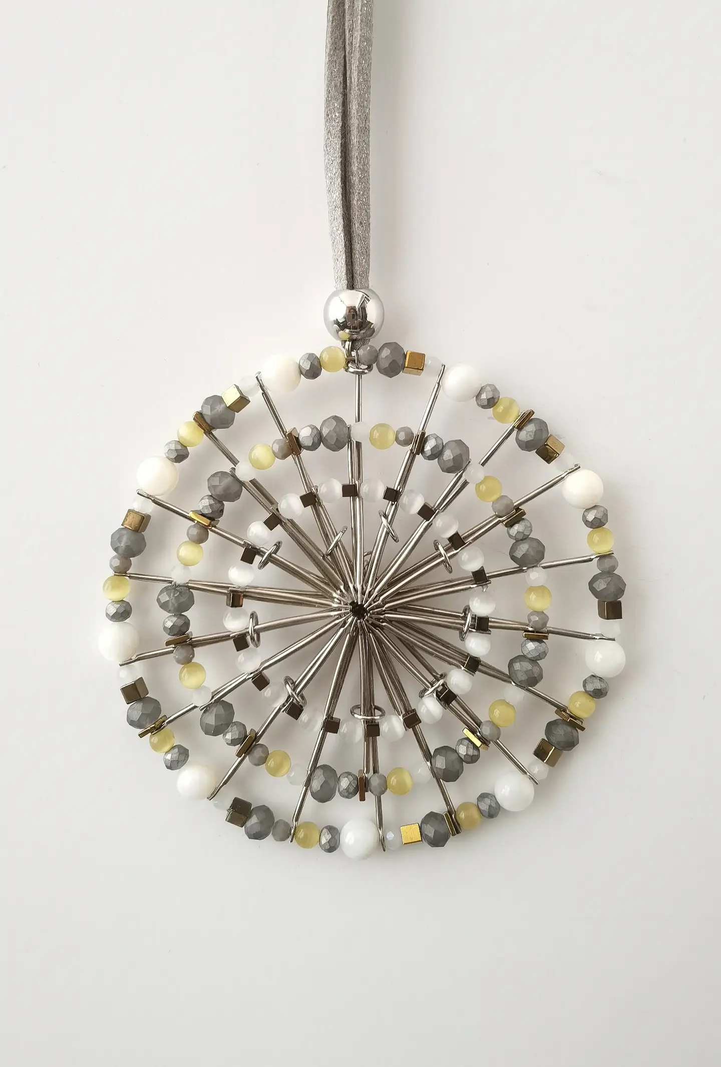Circles - 3C grey white gold 5