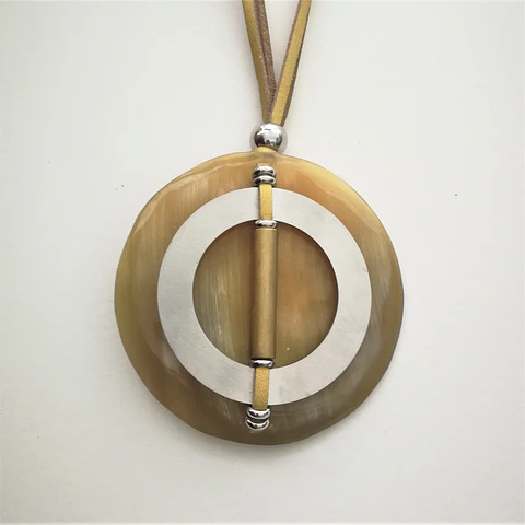 Big circle in gold