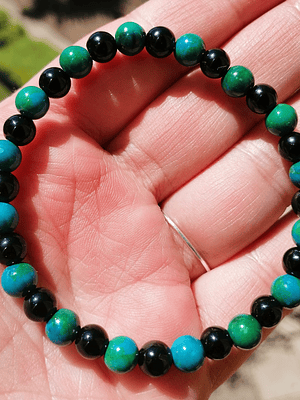 Crisocola y ágata negra