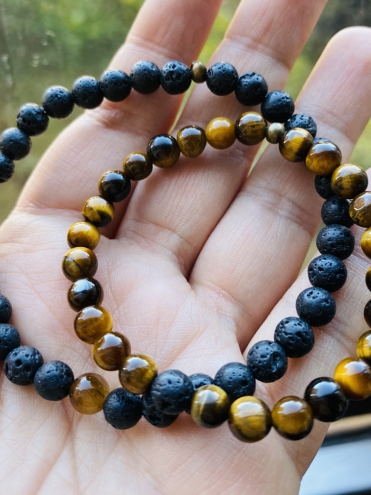 Pack ojo de tigre y piedra volcánica  1