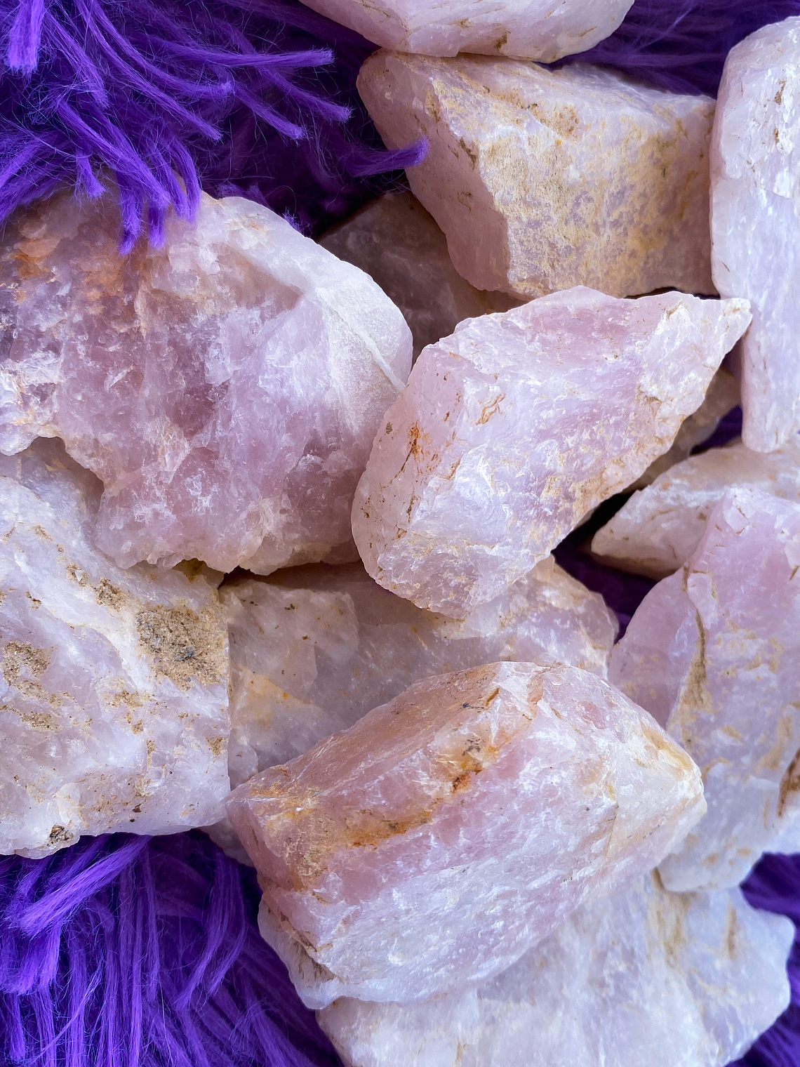 Cuarzo rosa en bruto natural no pulido  1