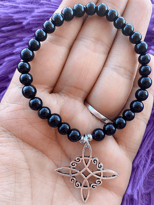 Pulsera ónix negro nudo de bruja 