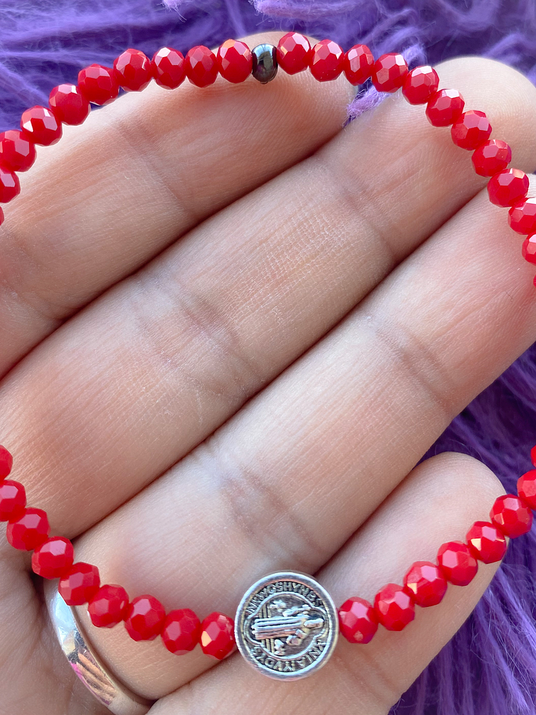 Pulsera protección cristal rojo san benito 1