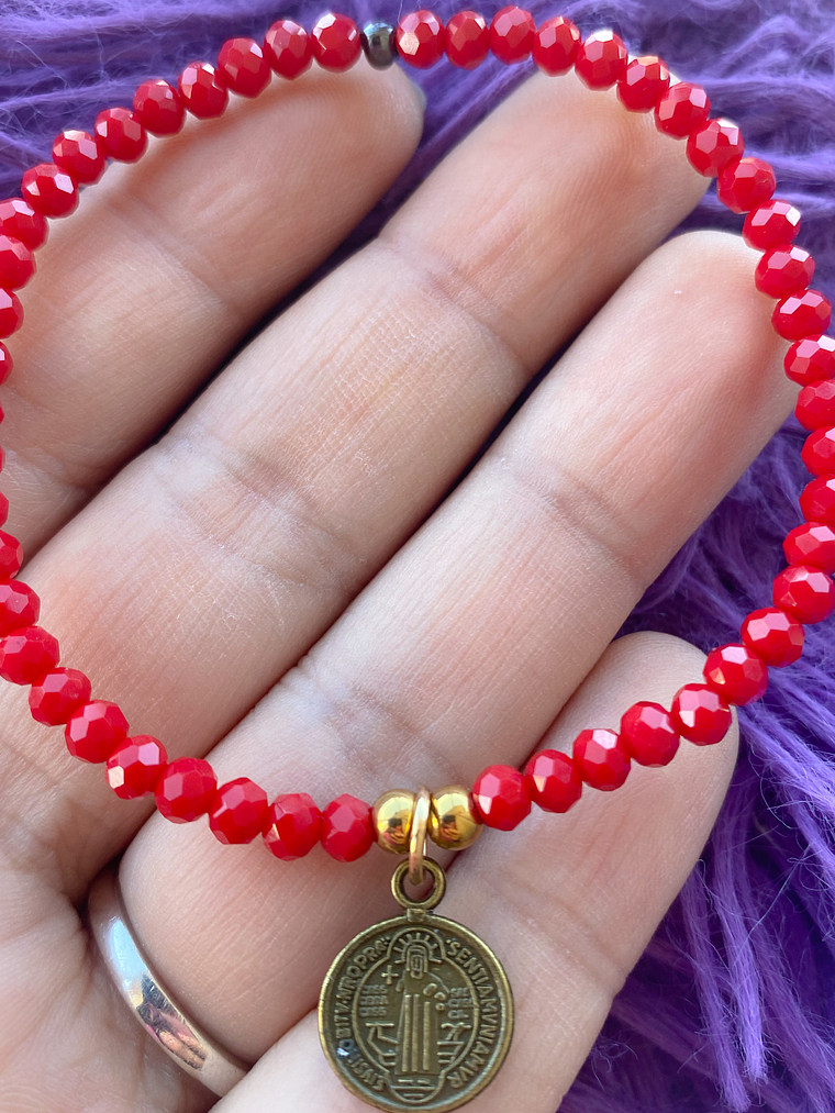 Pulsera roja de protección San Benito envejecido  1