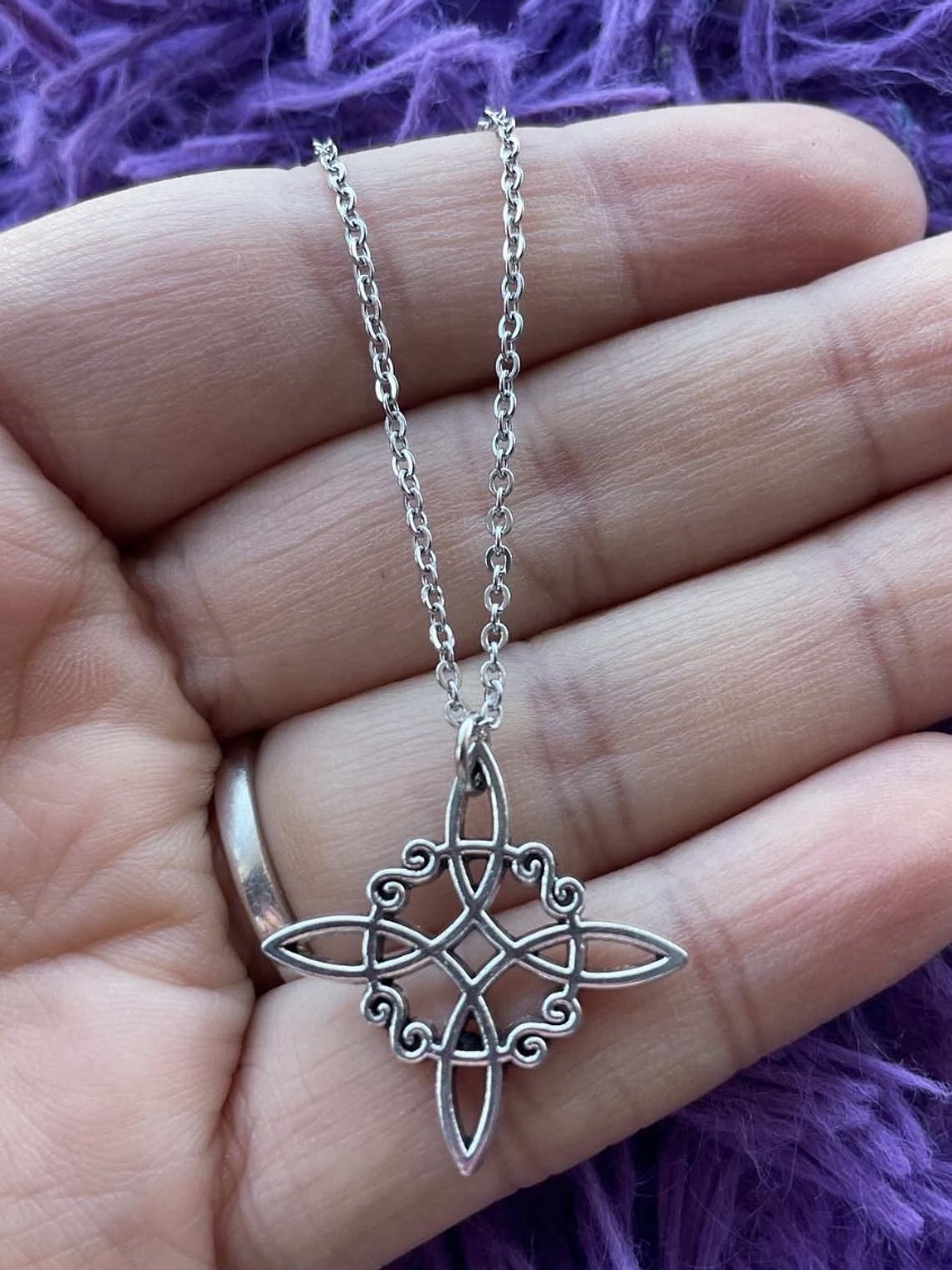 Collar nudo de bruja  2