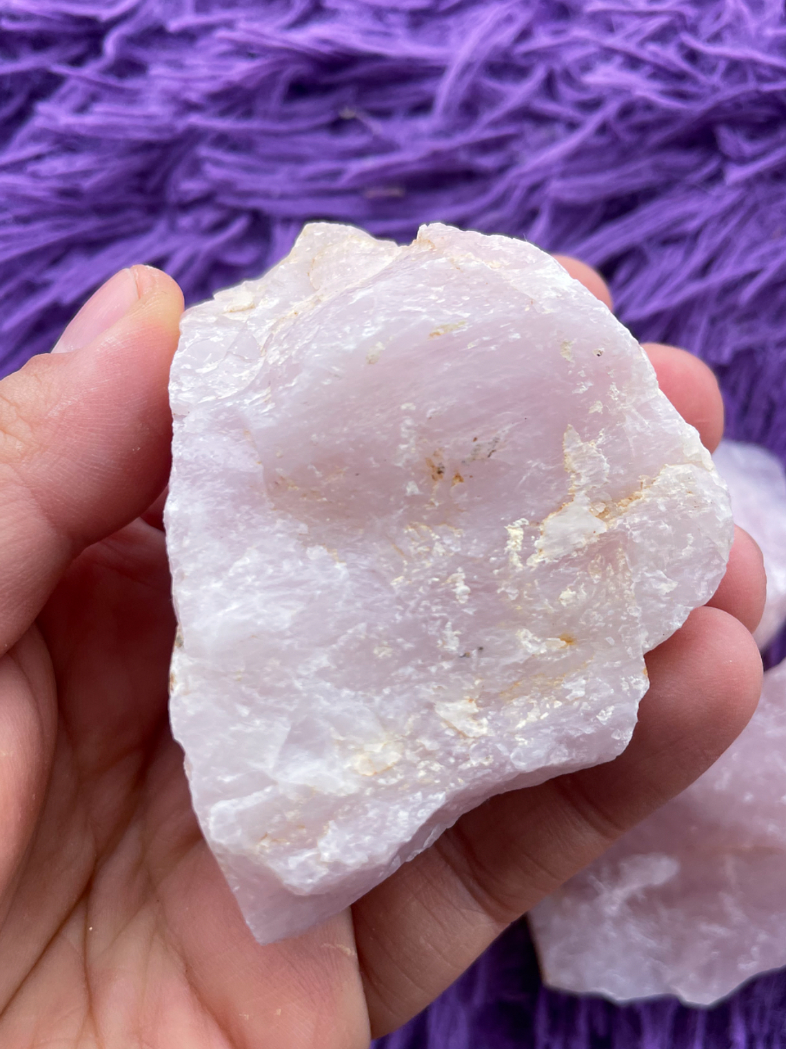 Cuarzo rosa en bruto natural  6