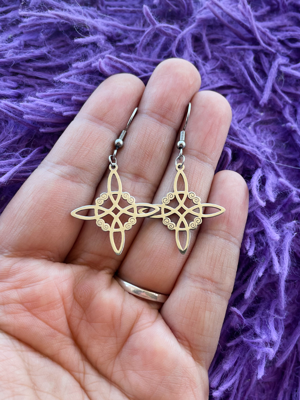 Aros nudo de bruja acero inoxidable  2