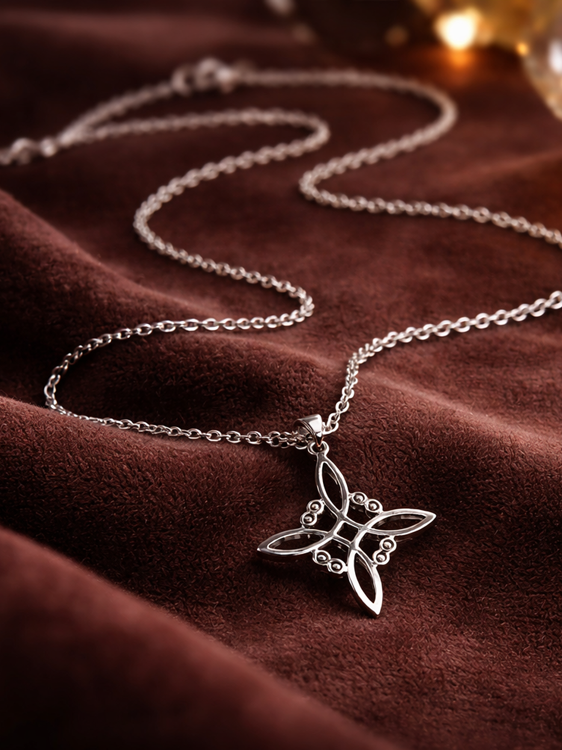 Collar nudo de bruja acero inoxidable  2