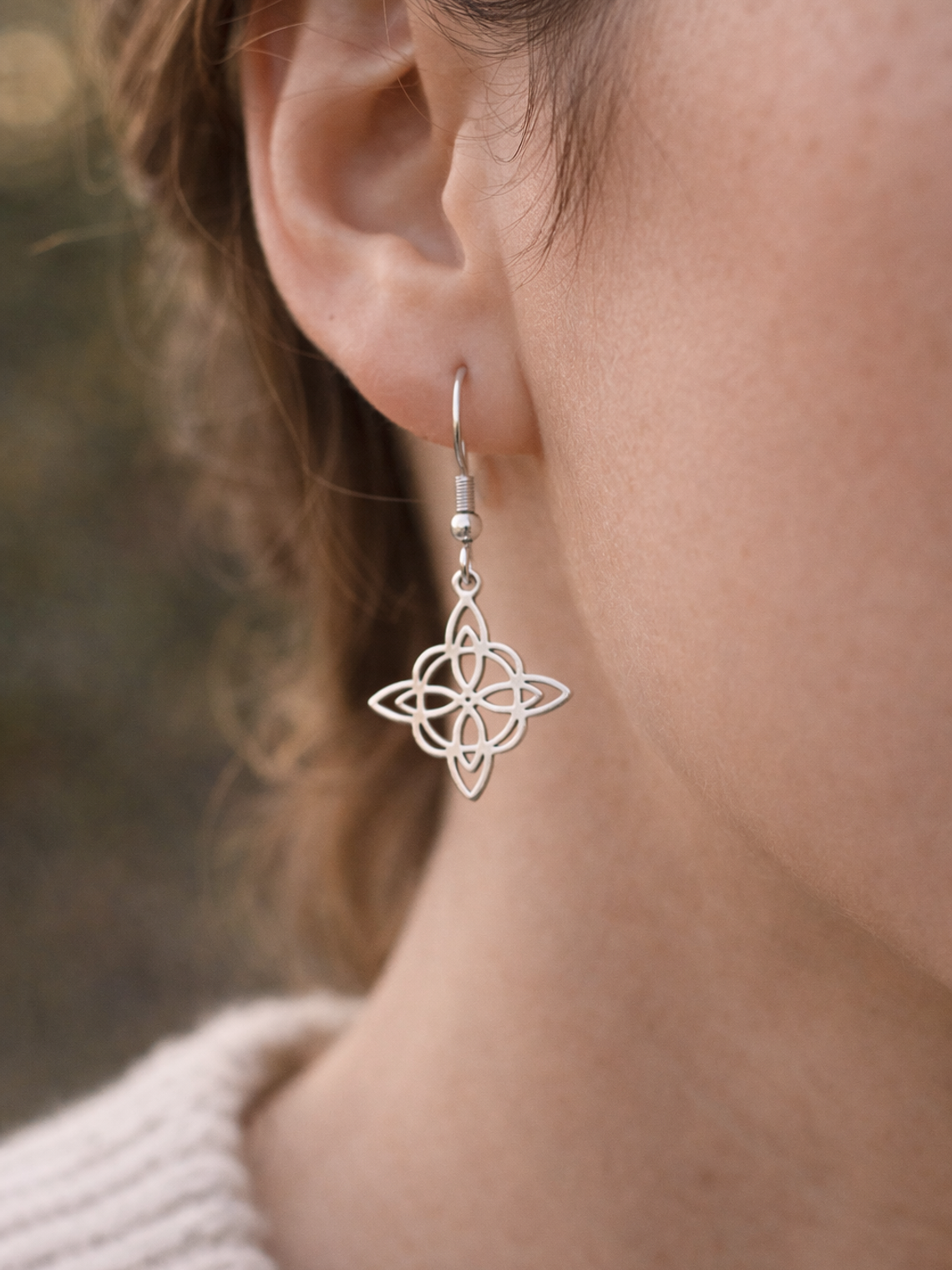 Aros nudo de bruja acero inoxidable  1