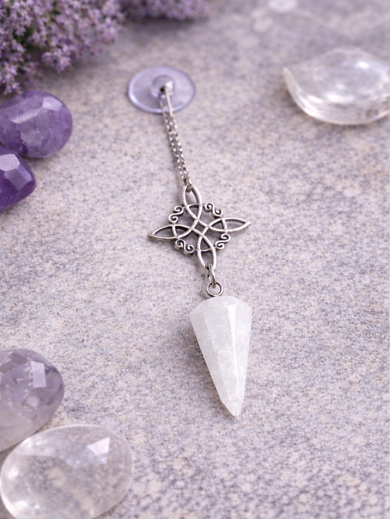 Colgante nudo de bruja auto  2