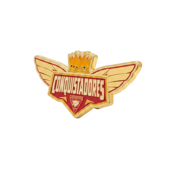 Pin conquistador con alas 