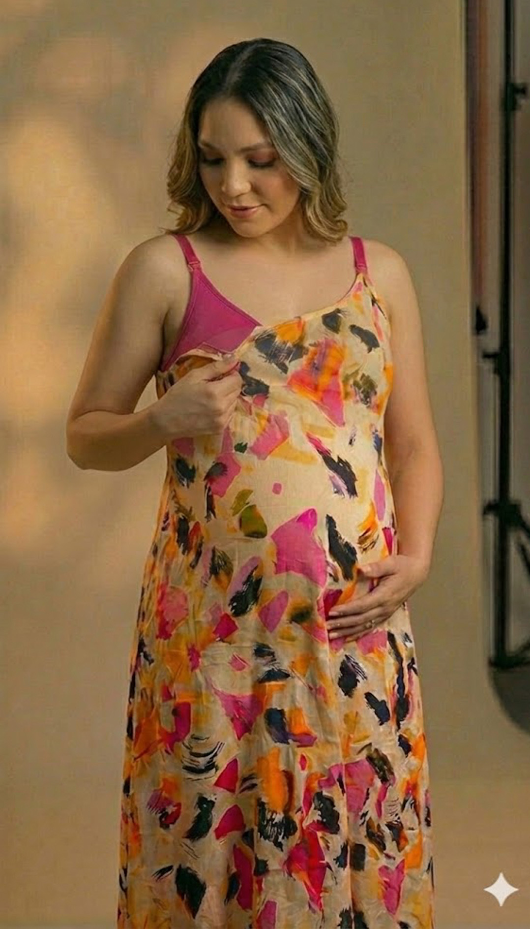 Vestido Maternal Tiritas Broche y Top Lactancia, CremaFucsiaDetalle 11