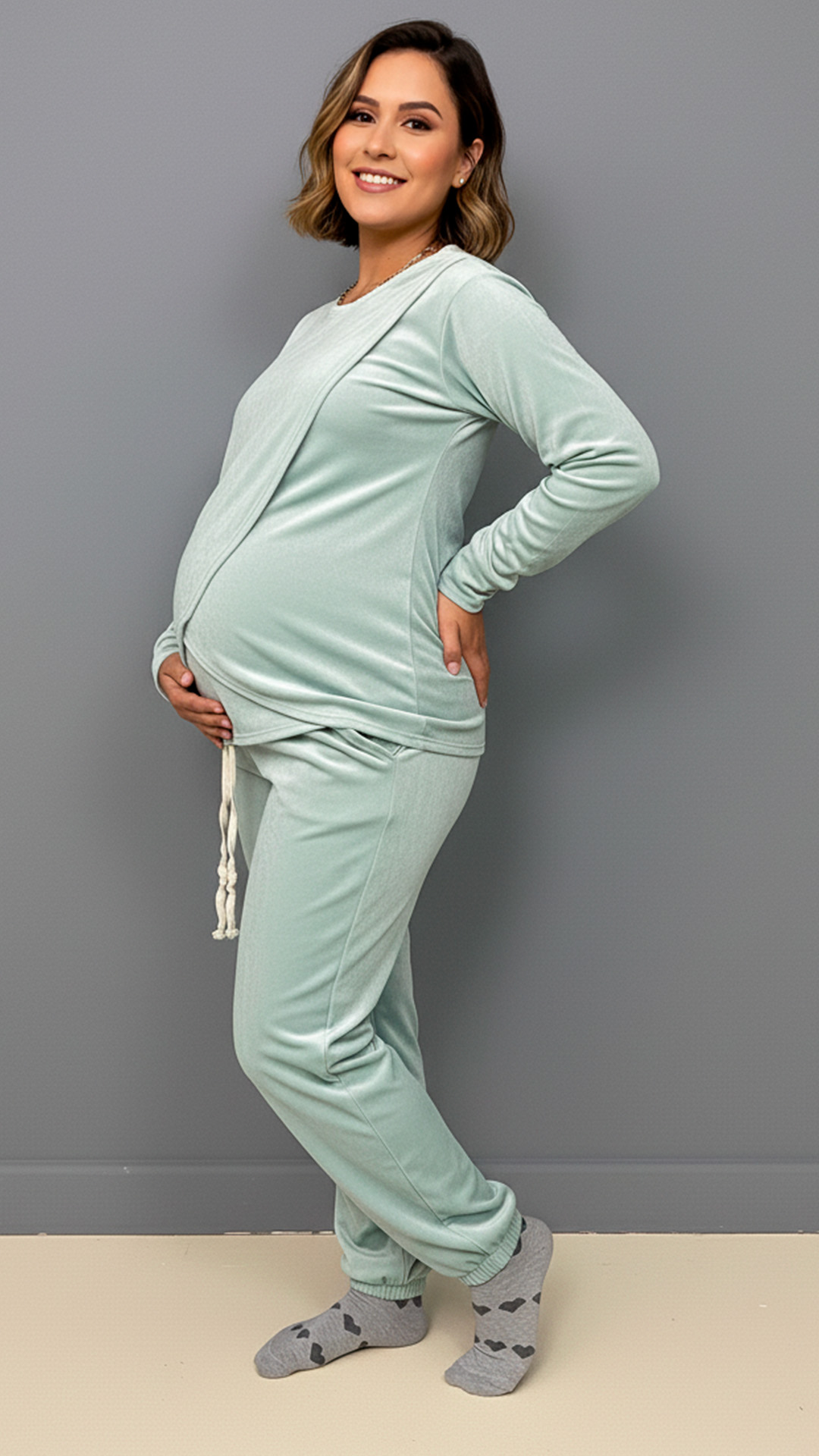 Buzo Maternal Plush, Aperturas Laterales, Lactancia 36