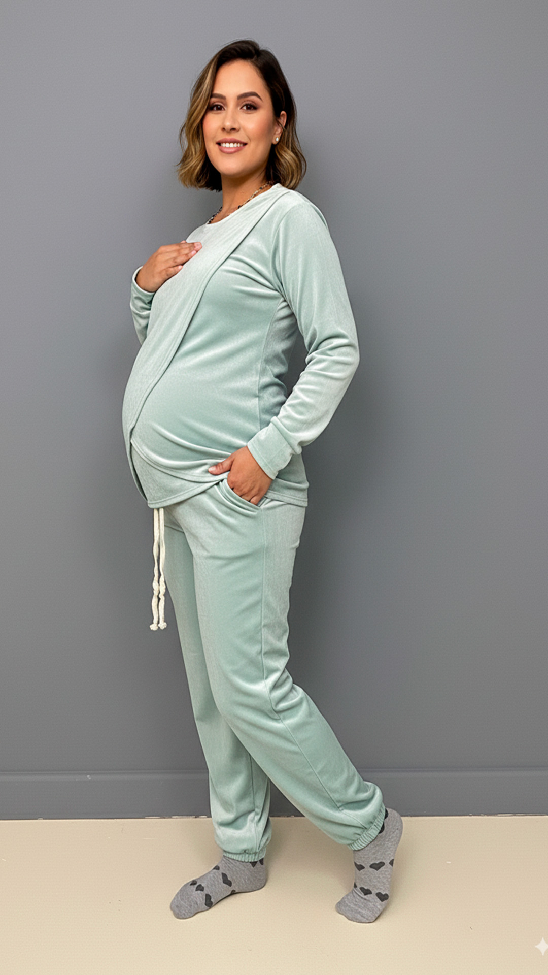 Buzo Maternal Plush, Aperturas Laterales, Lactancia 38