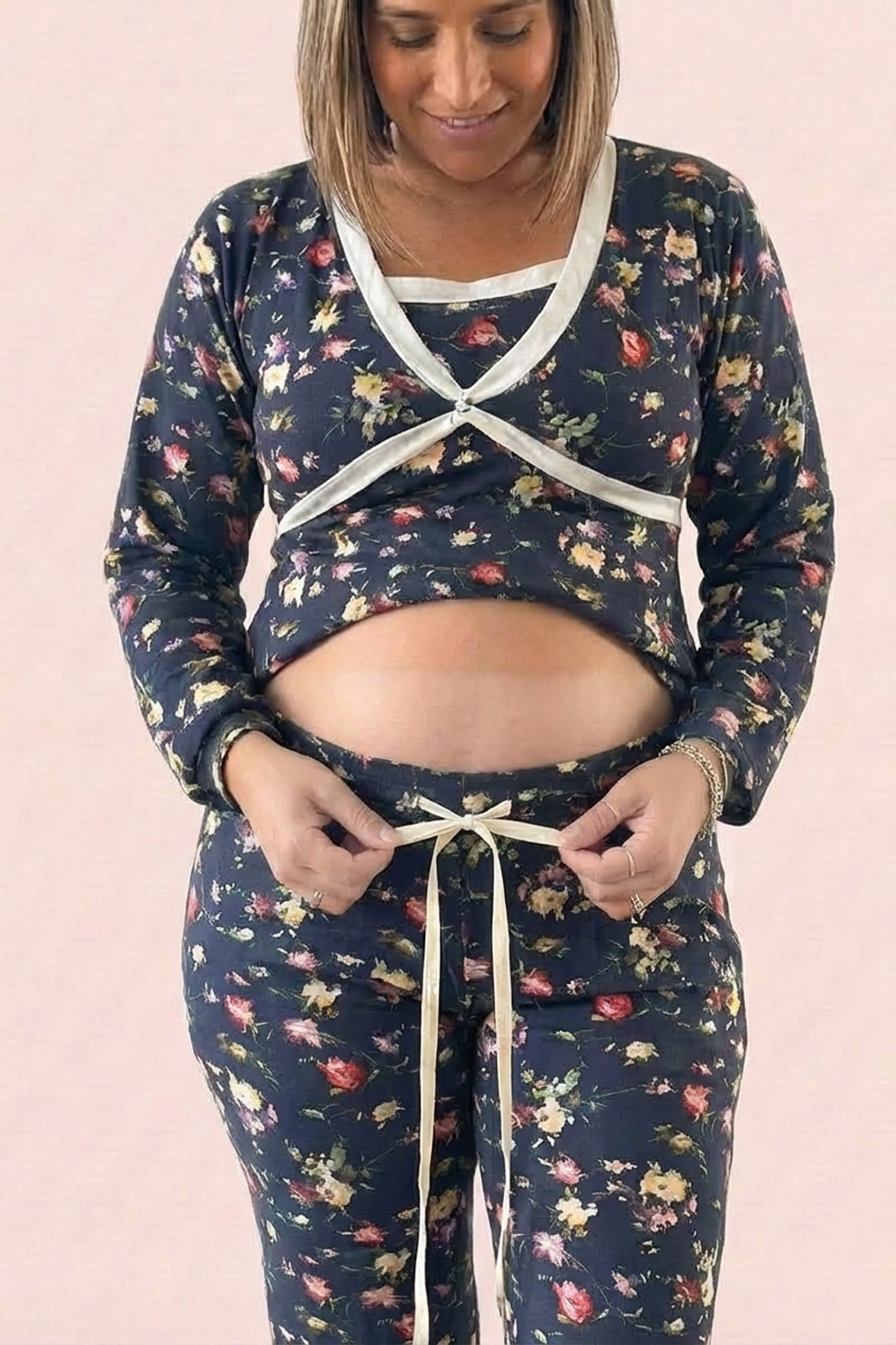 Pijama Maternal Cruzada Manga Larga: Dual-Skin (100% Piel de Durazno) - Azul Floreado 7