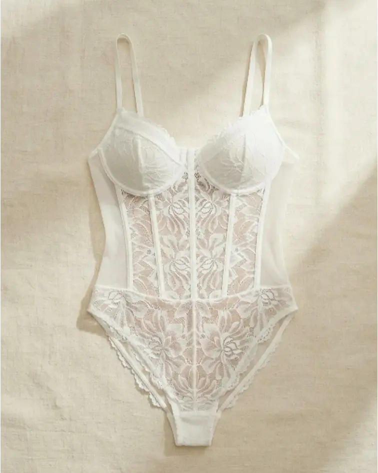 Lenceria body con encaje 