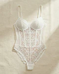 Lenceria body con encaje 