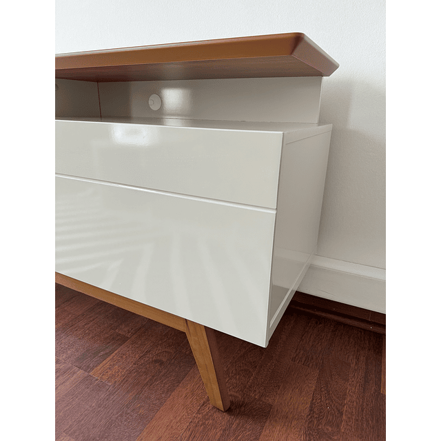 Rack Tv Stand Classic Plus 12333 1.4 Cajones Blanco/Caramelo
