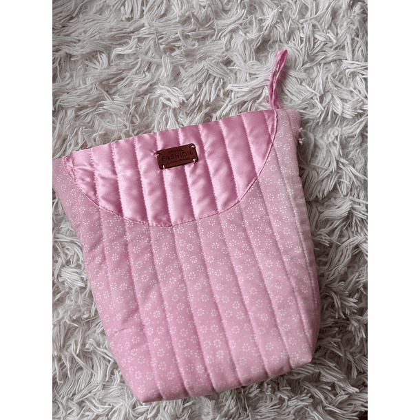 Cosmetiquero Flores Vintage – Diseño exclusivo de Sylvia Rodriguez 1