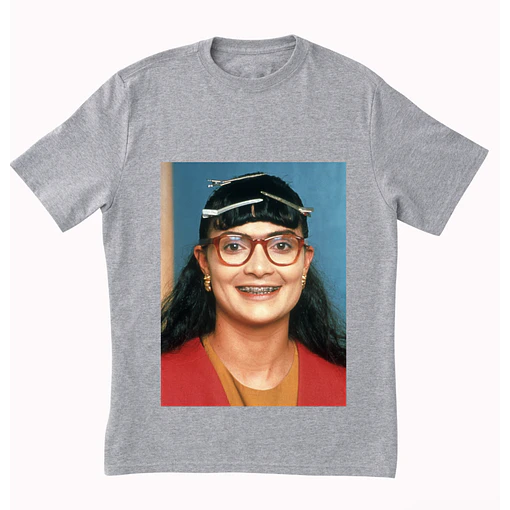 Polera Yo soy Betty, la fea - GRIS