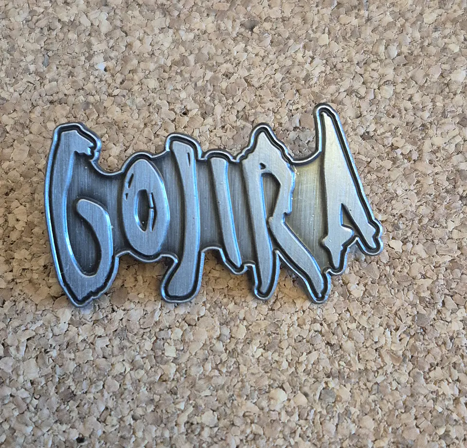 ​Pin Gojira - Metal Logo Silver Edition (Double Clutch) 2