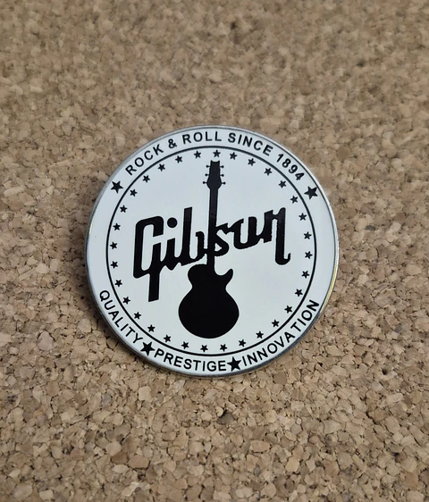 Pin Gibson Guitars - "Rock & Roll Since 1894" (Double Clutch)