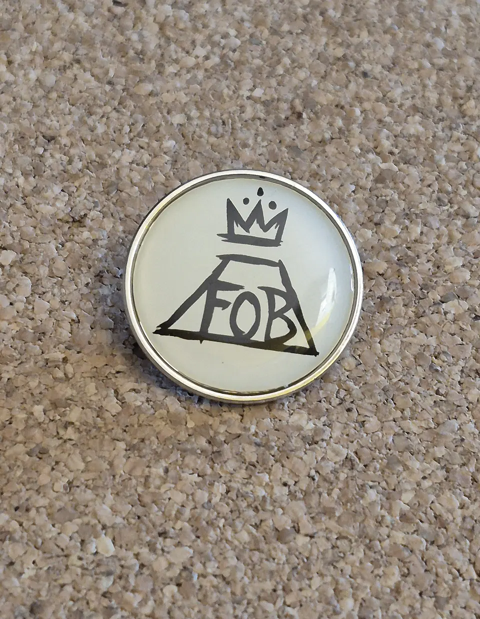 Pin Fall Out Boy (Single Clutch) 1