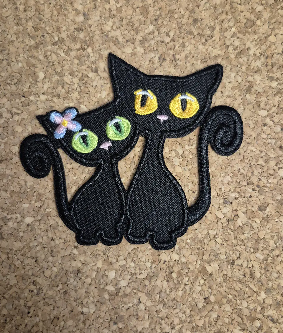Cat & Kittens Patch - Embroidered (Iron-on) 5 Modelos 2