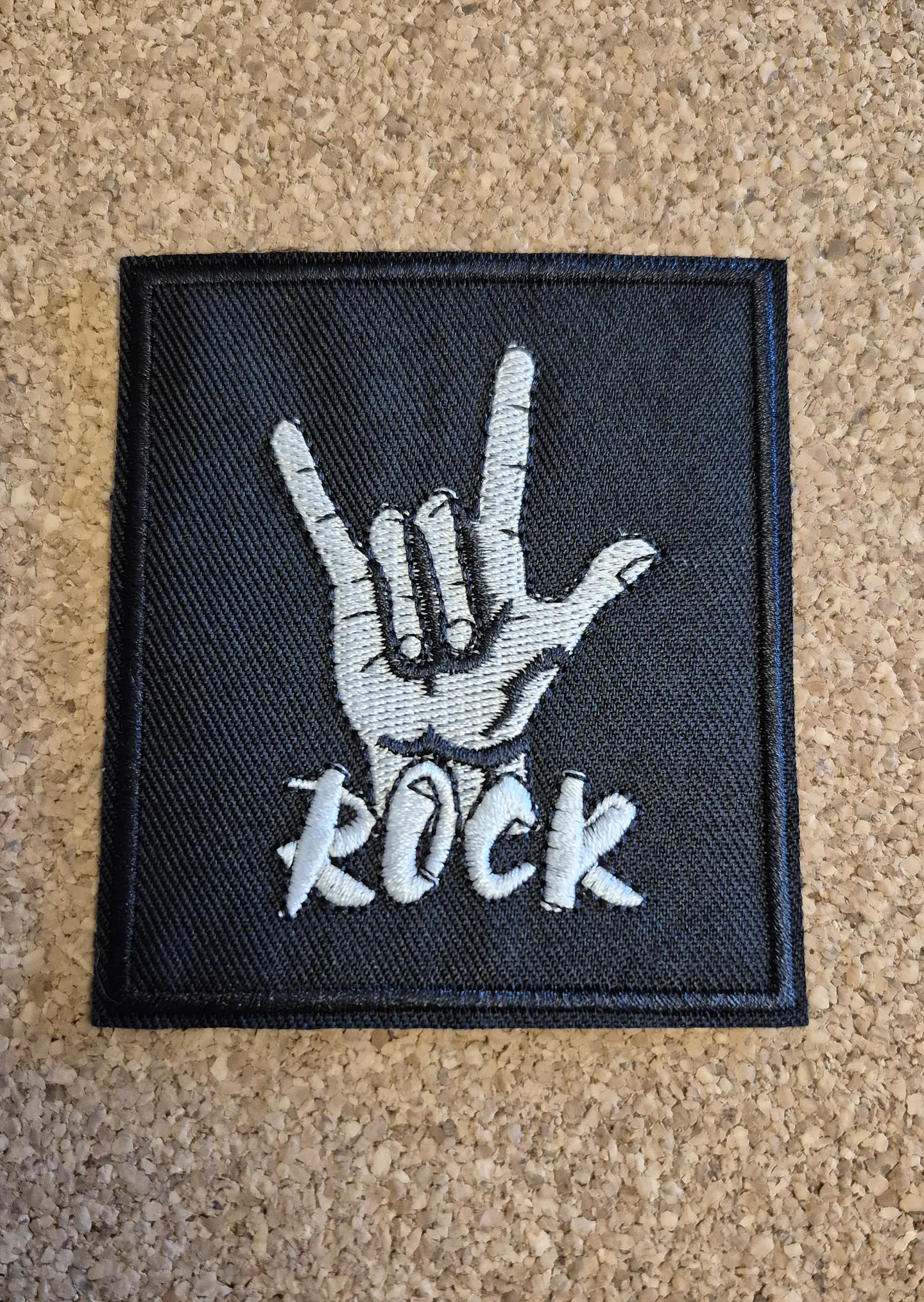 Rock Patch – Embroidered (Iron-on) 9 Modelos 3