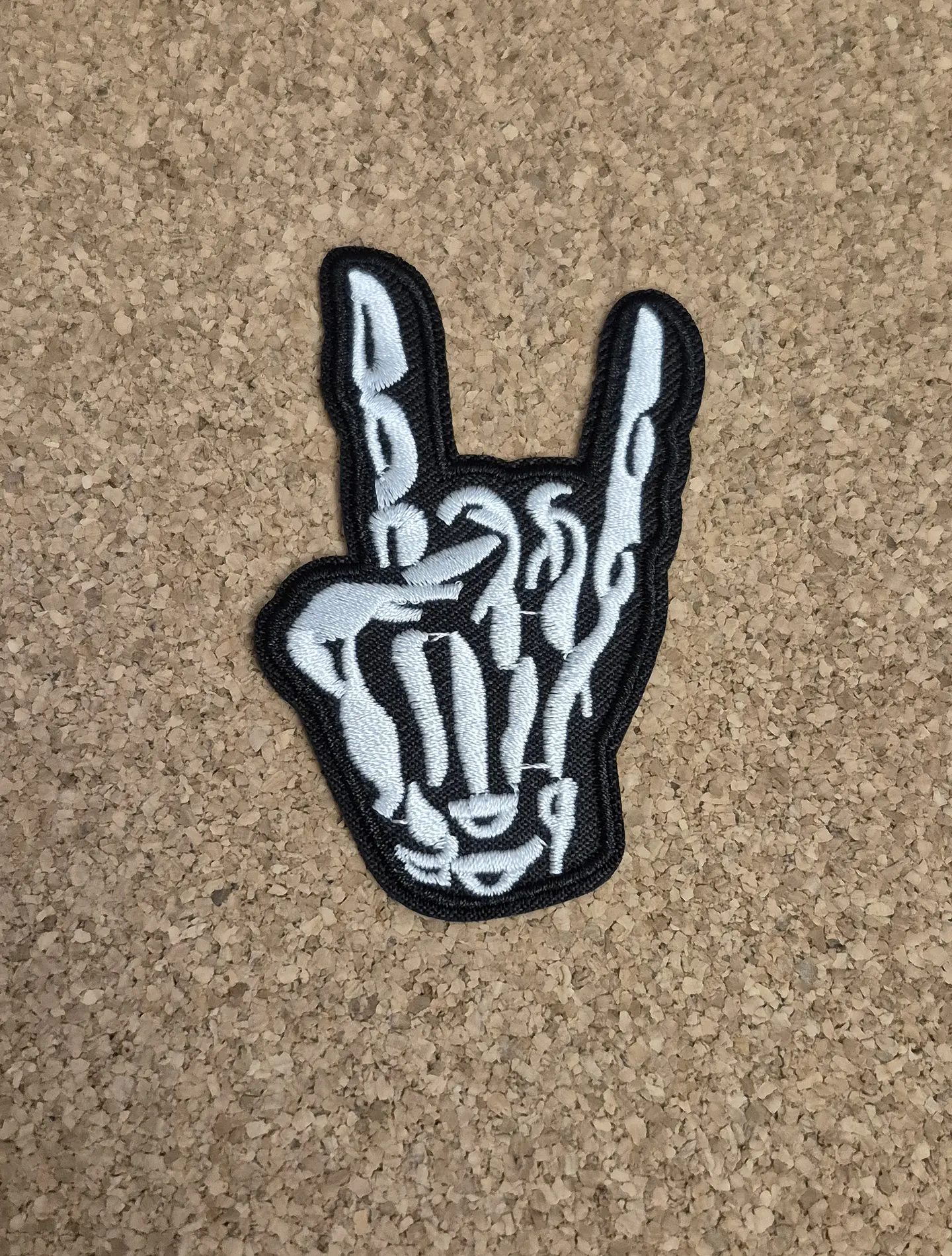 Metal Sign Hand Patch (Iron-On) 3 modelos 1
