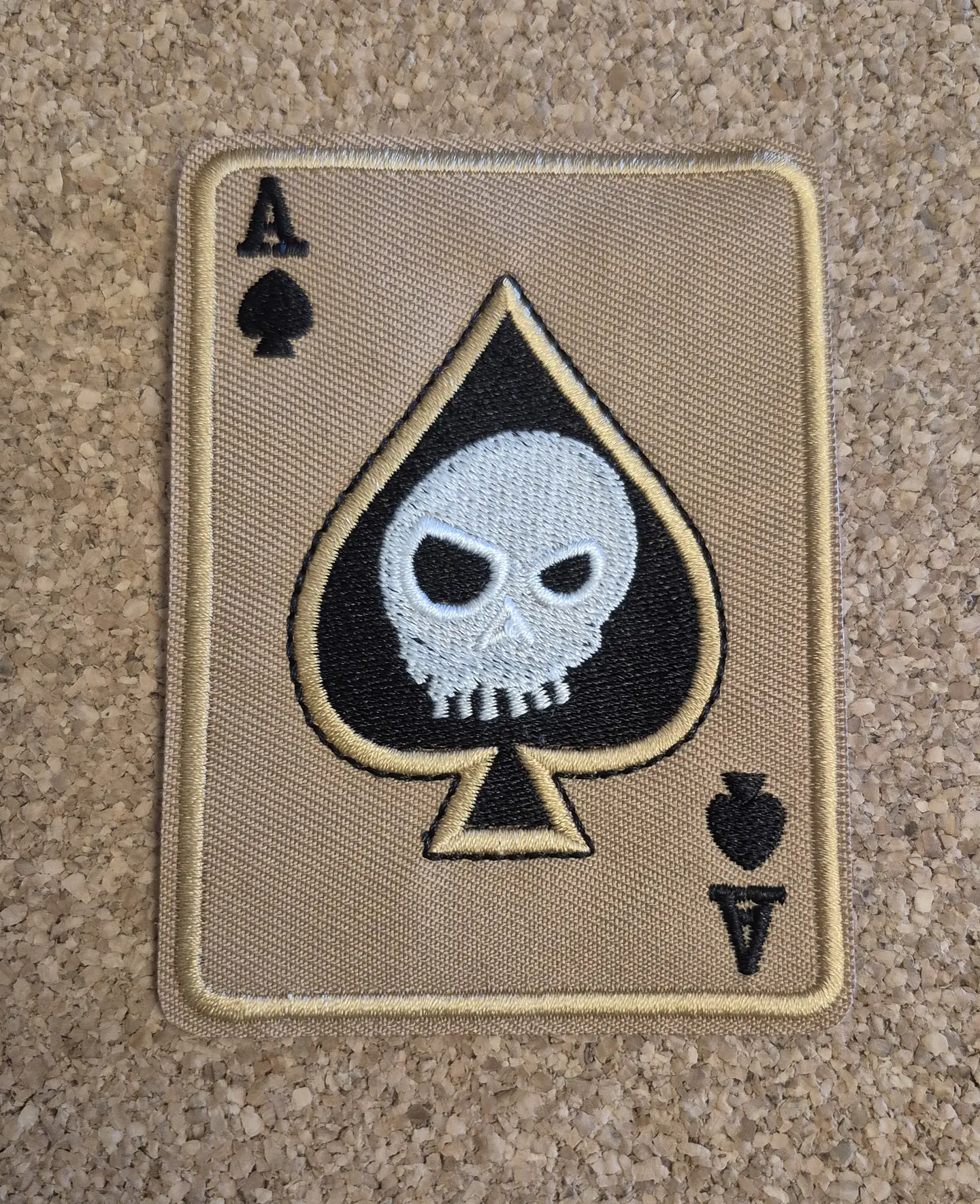 Skull & Skeleton Patches (Iron-On) – 10 Modelos  10