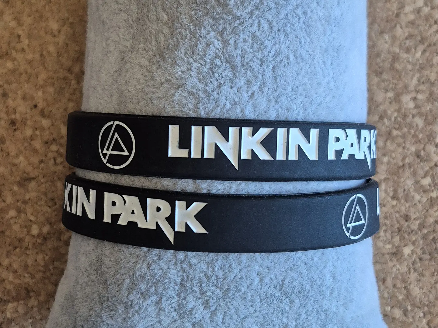 Pulseiras de Silicone - Bandas & Artistas (Letras A-L) 33